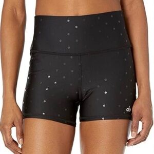 RARE ALO Yoga airlift 3 inch Women's Black polka dot Athletic Shorts Small